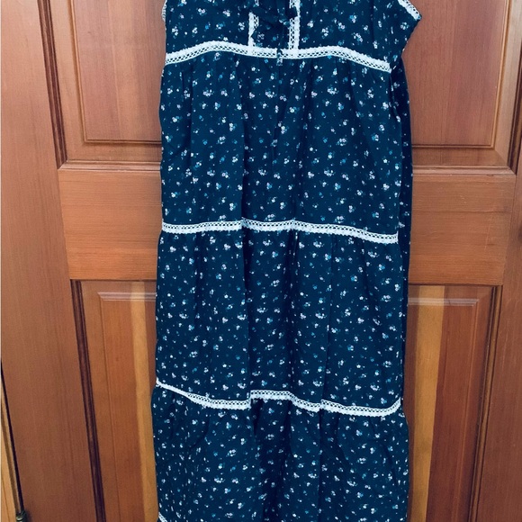 Emerson Fry Tiered Maxi Dress Anne Flowers MAJOLICA, Lined , Size M, Like New - Picture 2 of 10